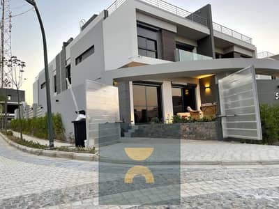 5 Bedroom Villa for Sale in New Cairo, Cairo - 732286242_122214925172511646_195858413300228553_n. jpg 5 Bedroom Villa for Sale in New Cairo, Cairo - 732286242_122214925172511646_195858413300228553_n. jpg