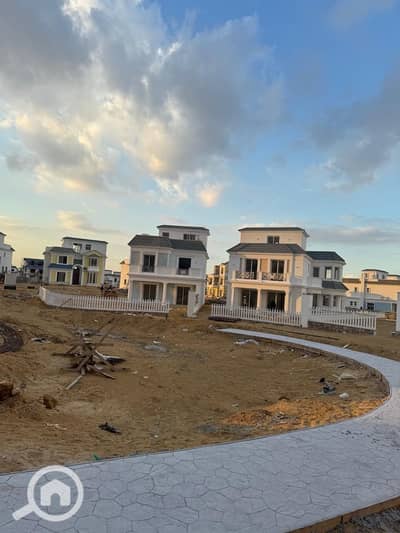 3 Bedroom Townhouse for Sale in New Cairo, Cairo - WhatsApp Image 2026-09-14 at 4.58. 35 PM (1). jpeg 3 Bedroom Townhouse for Sale in New Cairo, Cairo - WhatsApp Image 2026-09-14 at 4.58. 35 PM (1). jpeg