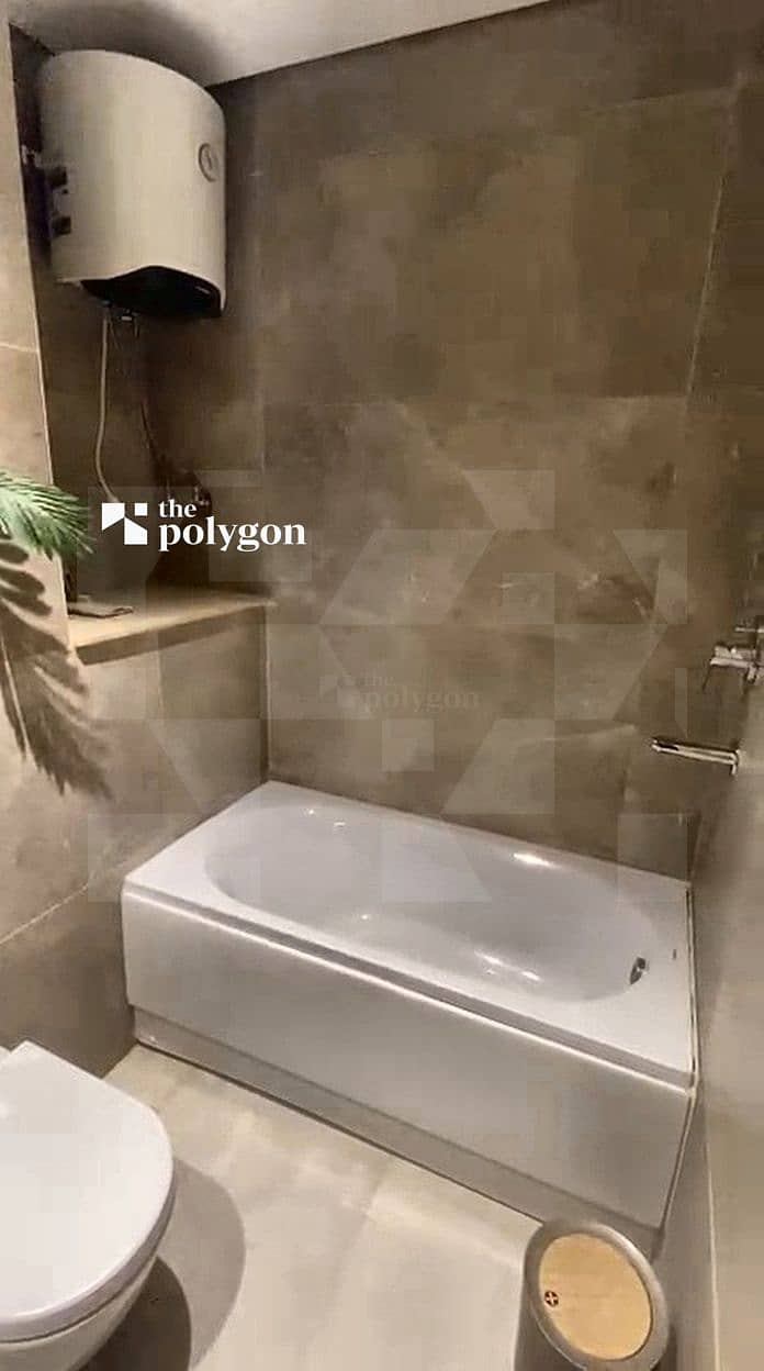 5 bathrooms_02. jpg