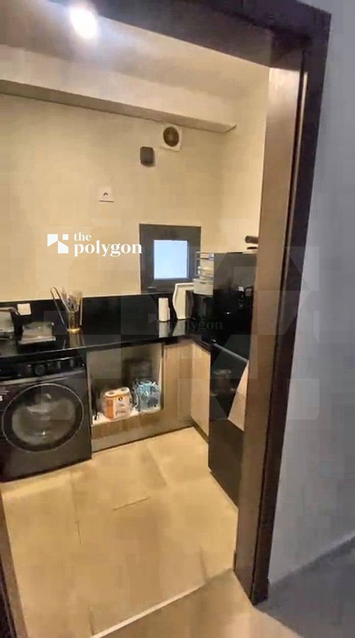 9 kitchen_01. jpg
