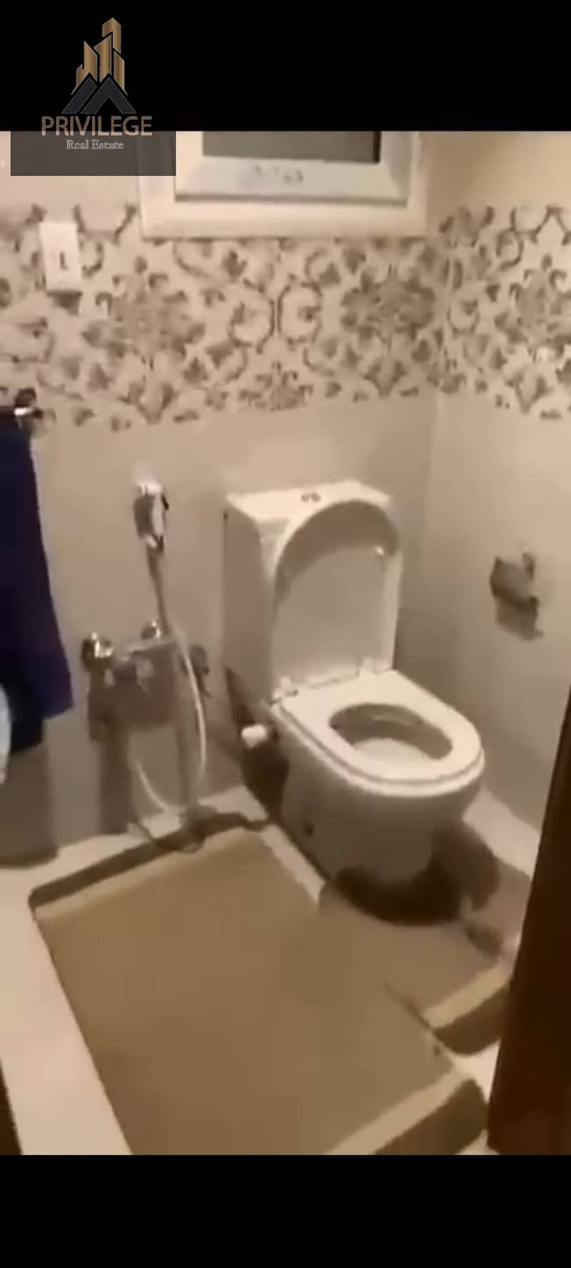 8 1000266587. jpg