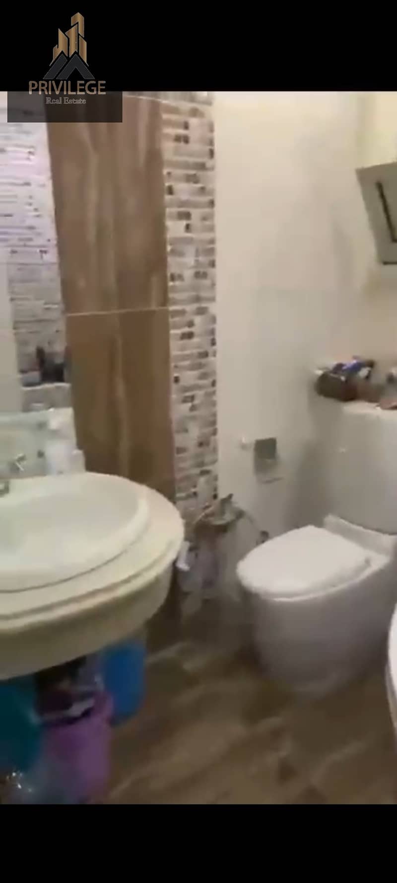 10 1000266594. jpg