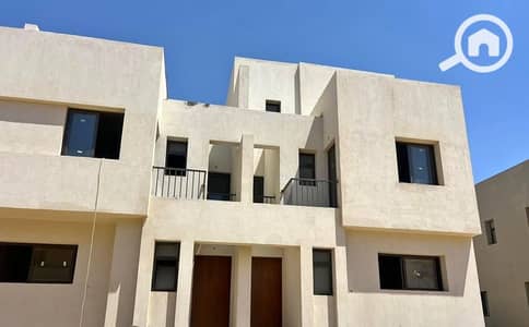 5 Bedroom Villa for Sale in 6th of October, Giza - 553452770_4204168736570899_2811097982970882808_n. jpg