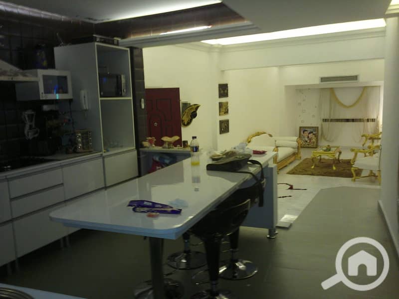 13 e9abad51-99ff-49e8-8e91-92fb7d815282. jpg