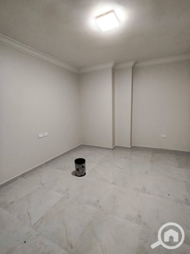 2 1000403538. jpg