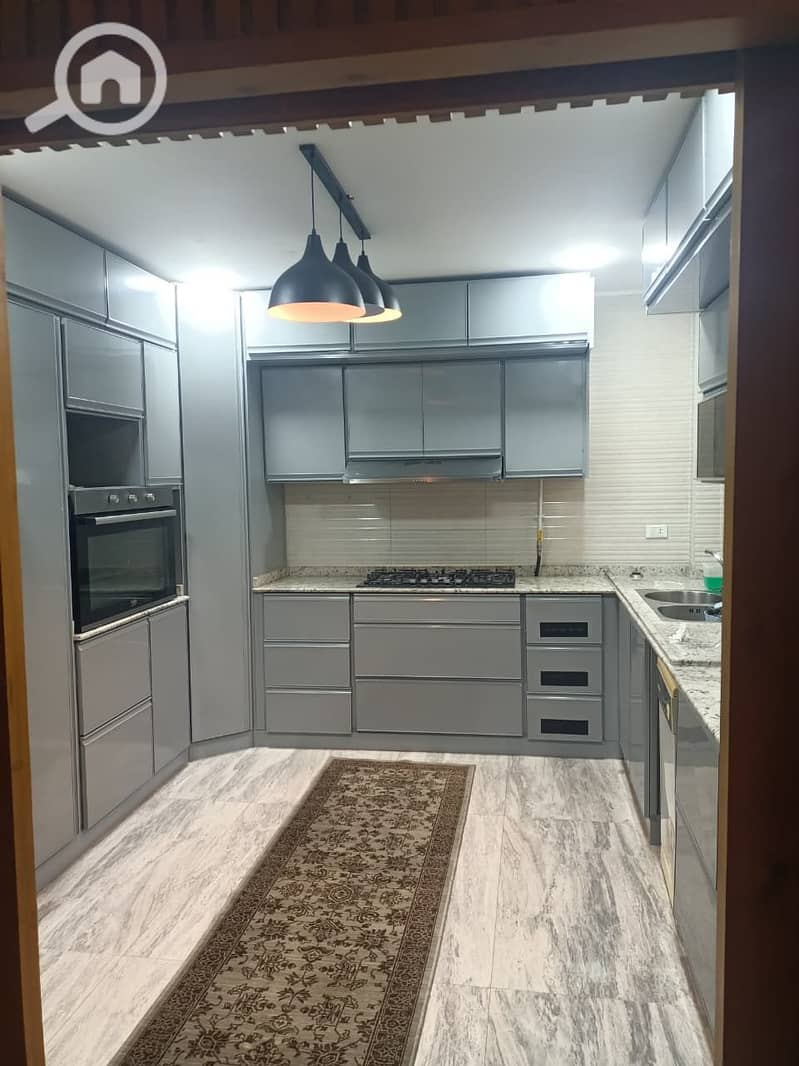 4 214dce46-92bd-4be7-8aab-8d5467dcff2d. jpg