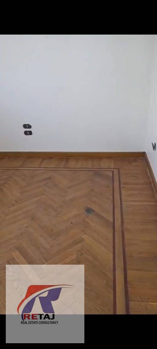5 3924c44c-b6e4-406d-a3d0-92c50386794d. jpg