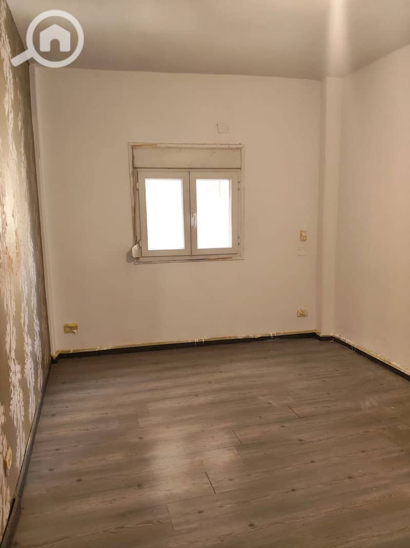 8 1000015921. jpg