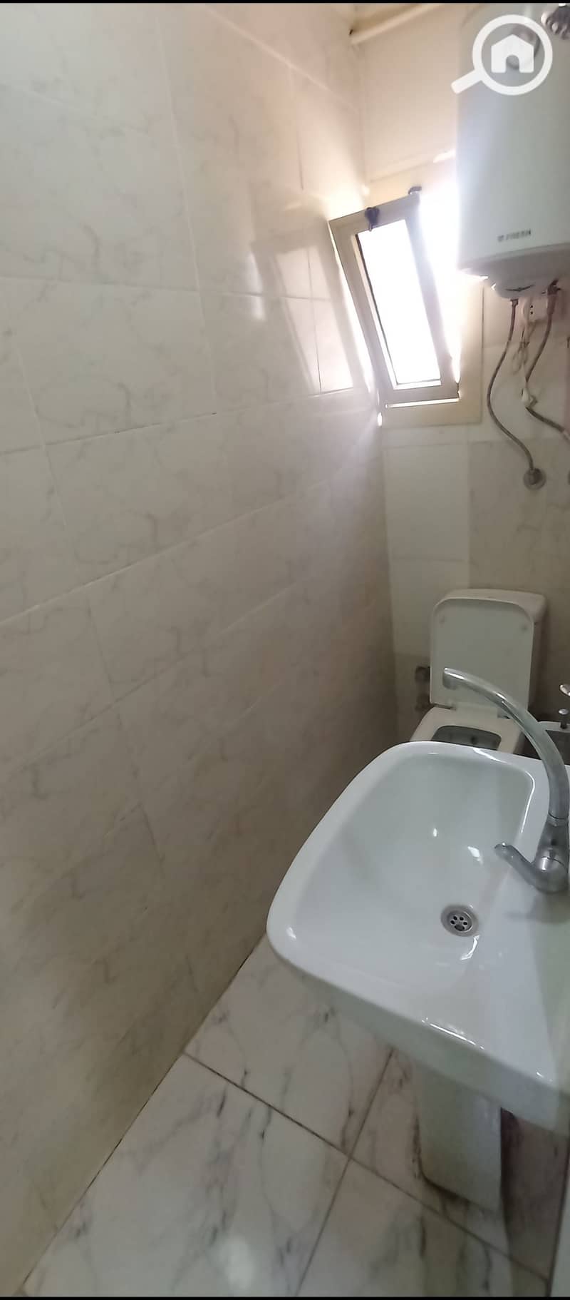6 1000179349. jpg