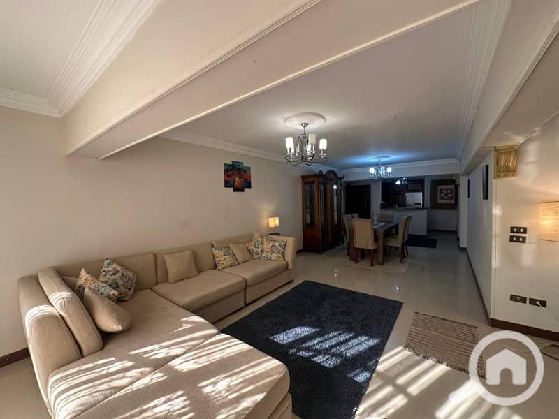 2 32b71696-4698-44a2-b830-559fb5477d0d. jpg