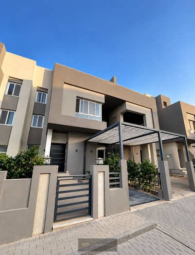تاون هاوس 4 غرف نوم للايجار في الشيخ زايد، الجيزة - 95bf0619-4a92-499e-a9c3-03219082a02f. png تاون هاوس 4 غرف نوم للايجار في الشيخ زايد، الجيزة - 95bf0619-4a92-499e-a9c3-03219082a02f. png