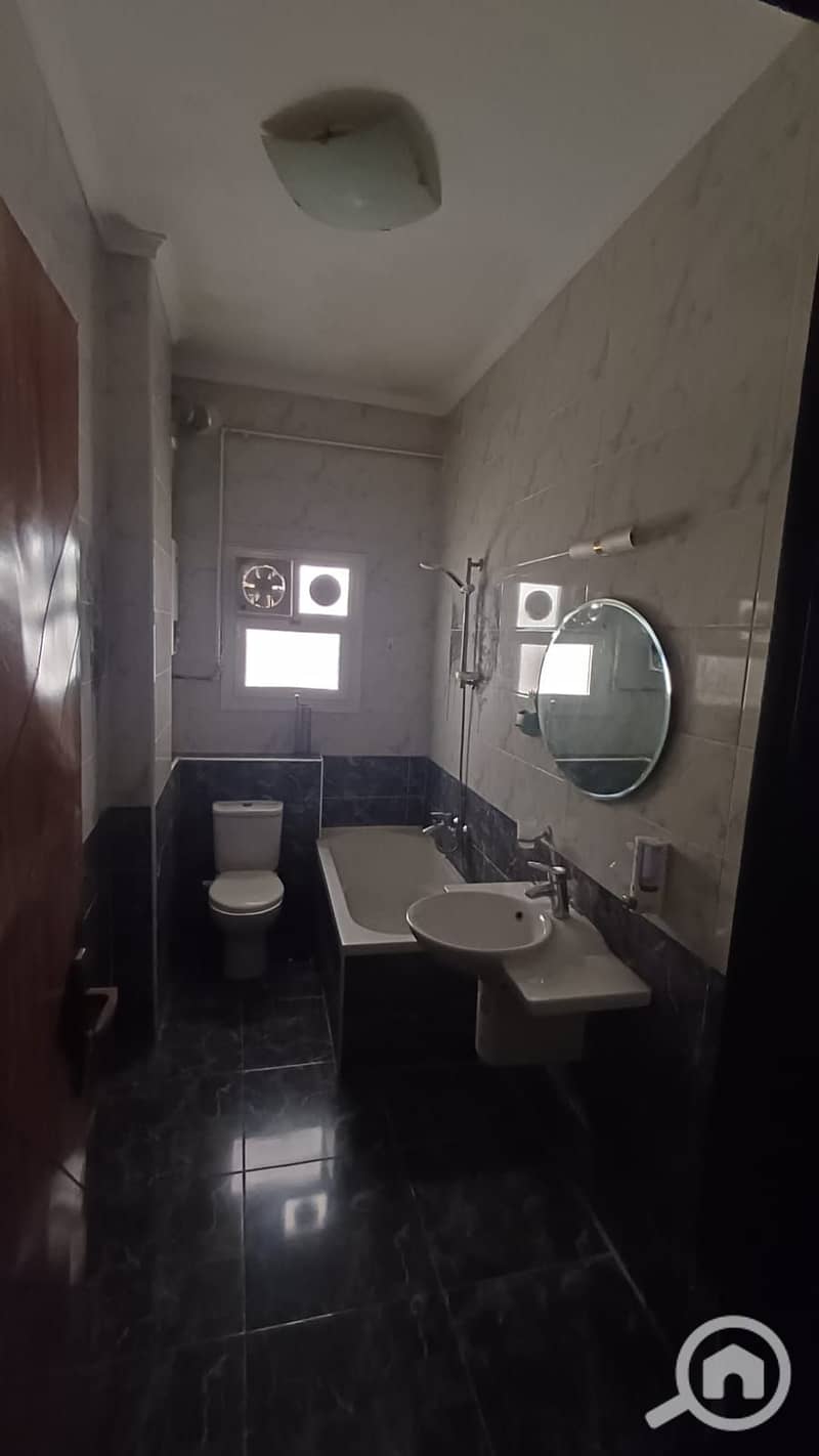 9 105767. jpg