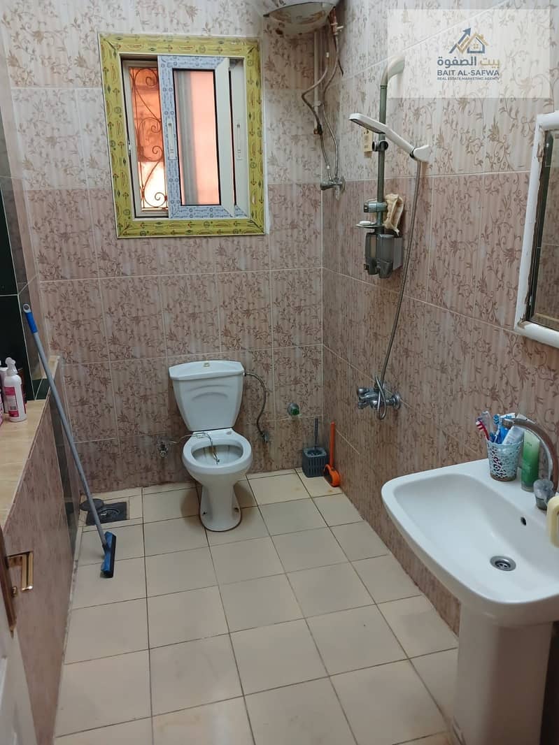 2 1000463580. jpg