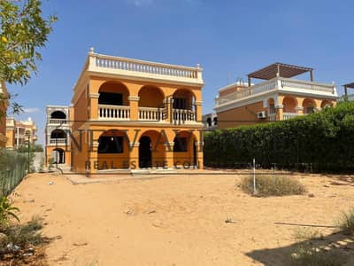 4 Bedroom Villa for Sale in Shorouk City, Cairo - WhatsApp Image 2026-09-21 at 6.42. 08 AM. jpeg 4 Bedroom Villa for Sale in Shorouk City, Cairo - WhatsApp Image 2026-09-21 at 6.42. 08 AM. jpeg