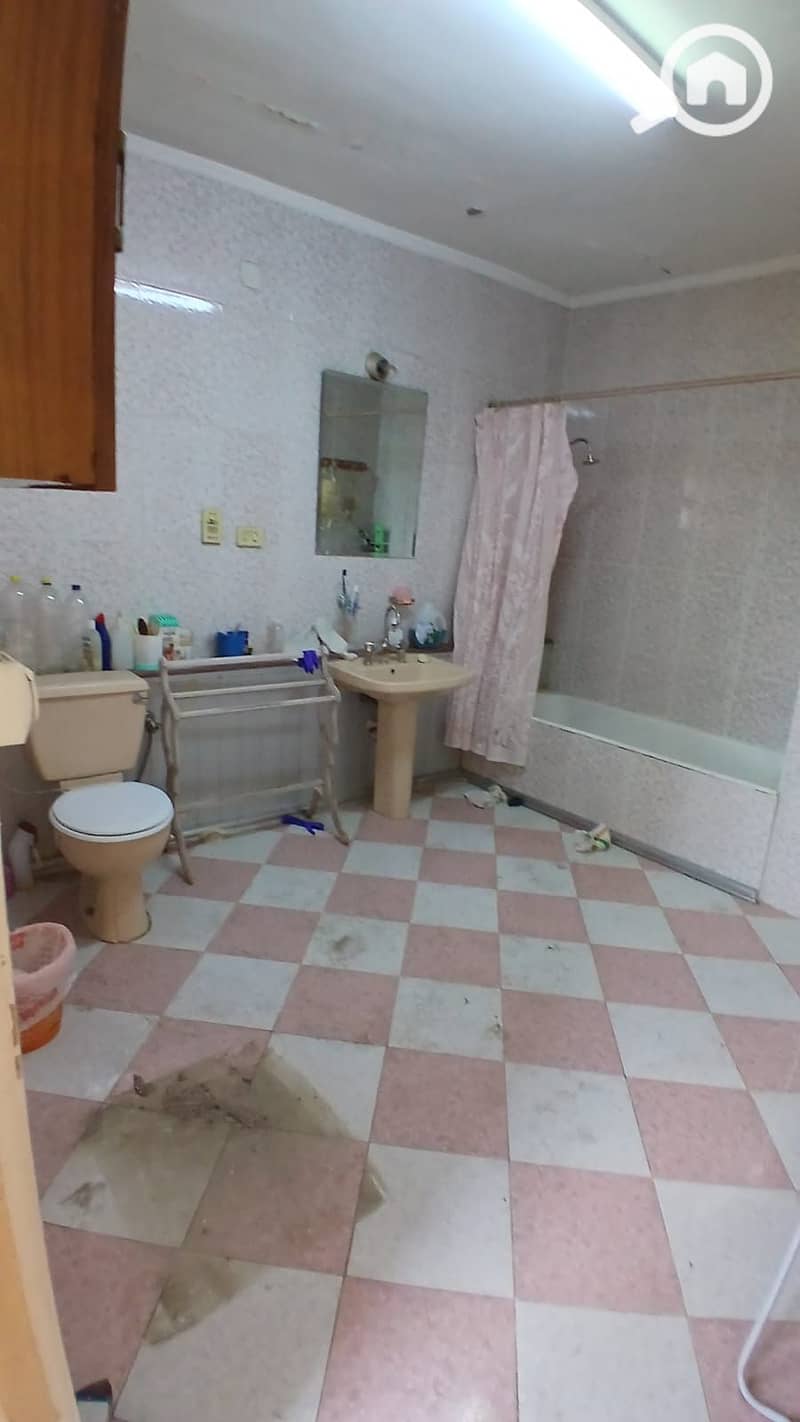 7 1000473448. jpg