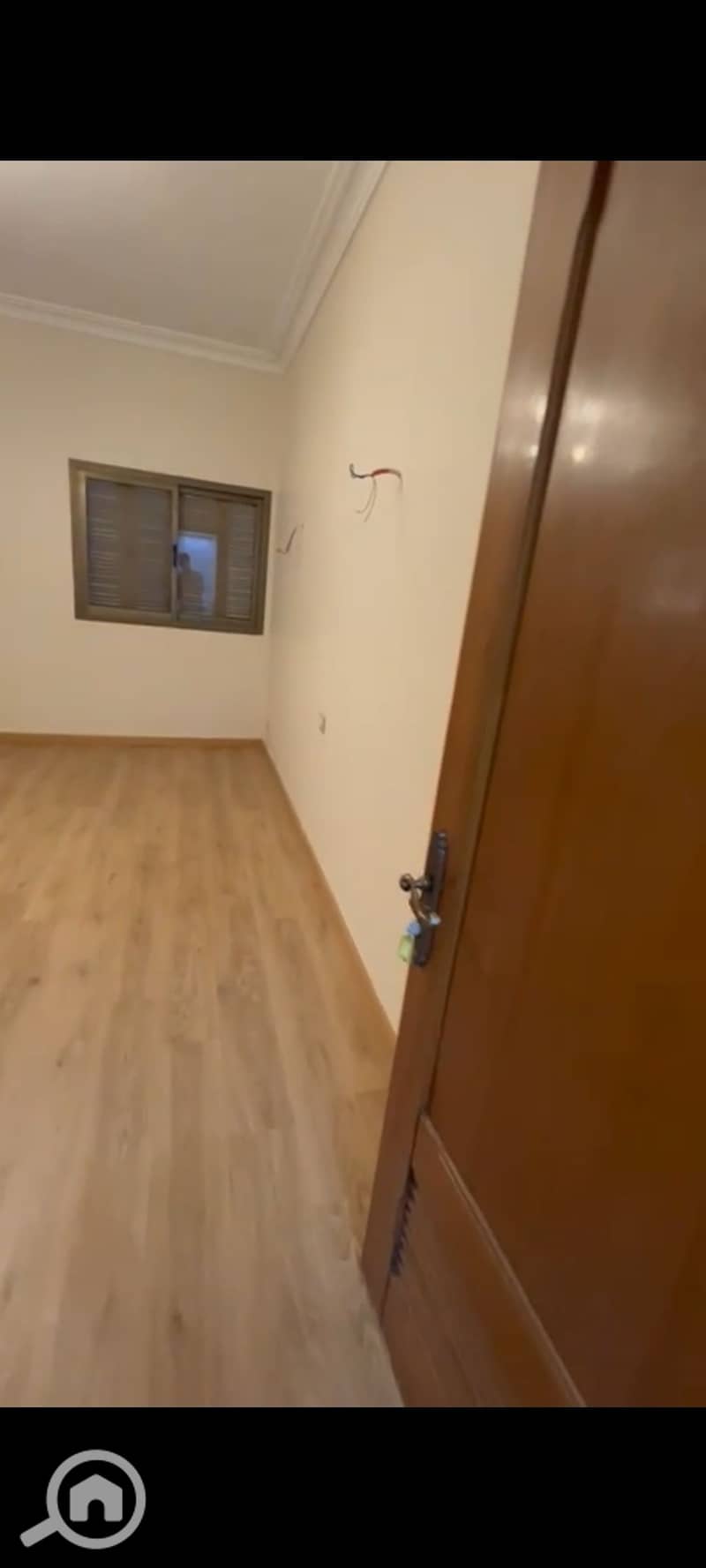 8 1001094848. jpg