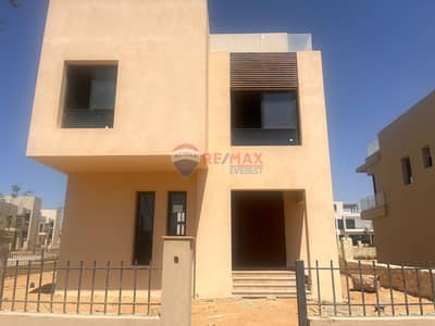 فیلا 3 غرف نوم للبيع في 6 اكتوبر، الجيزة - WhatsApp Image 2026-09-14 at 14.40. 38 (1). jpeg