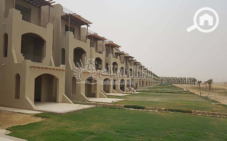 2 شالية-للبيع-في-منتجع-بالم-بيتش-chalet-for-sale-balm-Beatch- (1). jpg