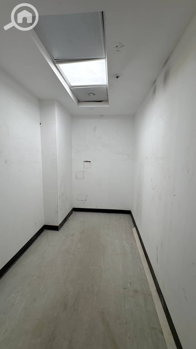 20 tempImage9mFAr7. jpg