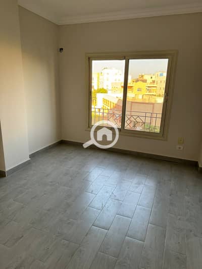 شقة 3 غرف نوم للايجار في الشيخ زايد، الجيزة - WhatsApp Image 2026-09-21 at 1.59. 23 AM (1). jpeg