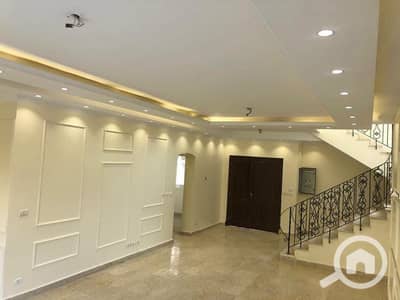 4 Bedroom Villa for Rent in New Cairo, Cairo - 807590280_1352053717009046_1359340632290627968_n (1). jpg 4 Bedroom Villa for Rent in New Cairo, Cairo - 807590280_1352053717009046_1359340632290627968_n (1). jpg