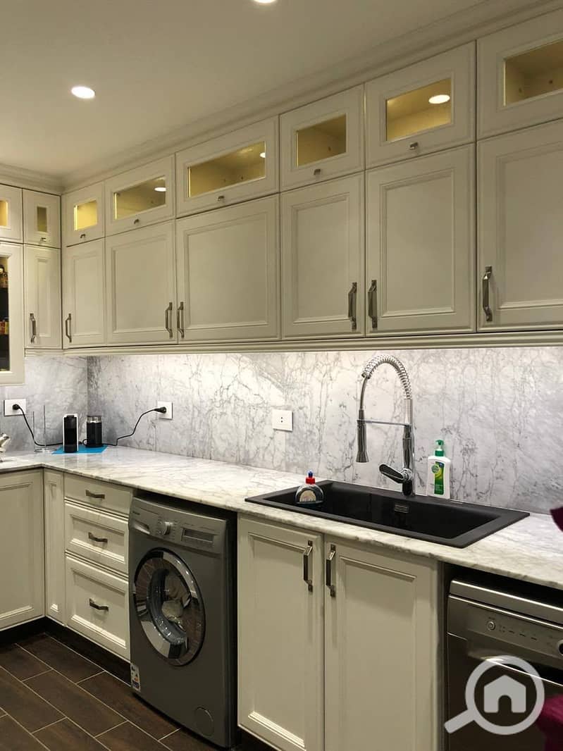 9 504b4de3-bdcb-4bd2-aa7c-5aa2380909d9. jpg
