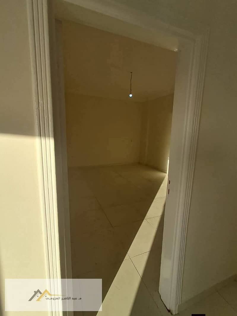 5 1001670686. jpg