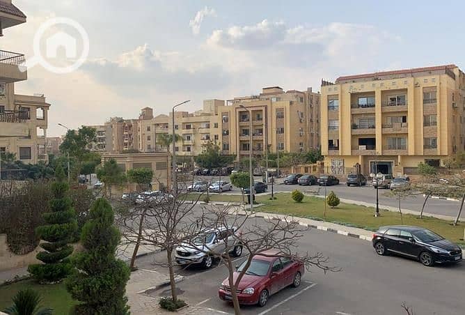 9 Beverly-Hills-Sheikh-Zayed. jpg