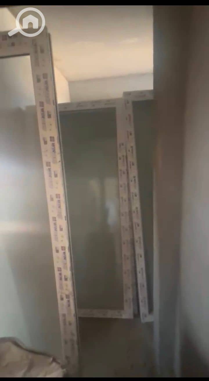 4 1000282540. jpg