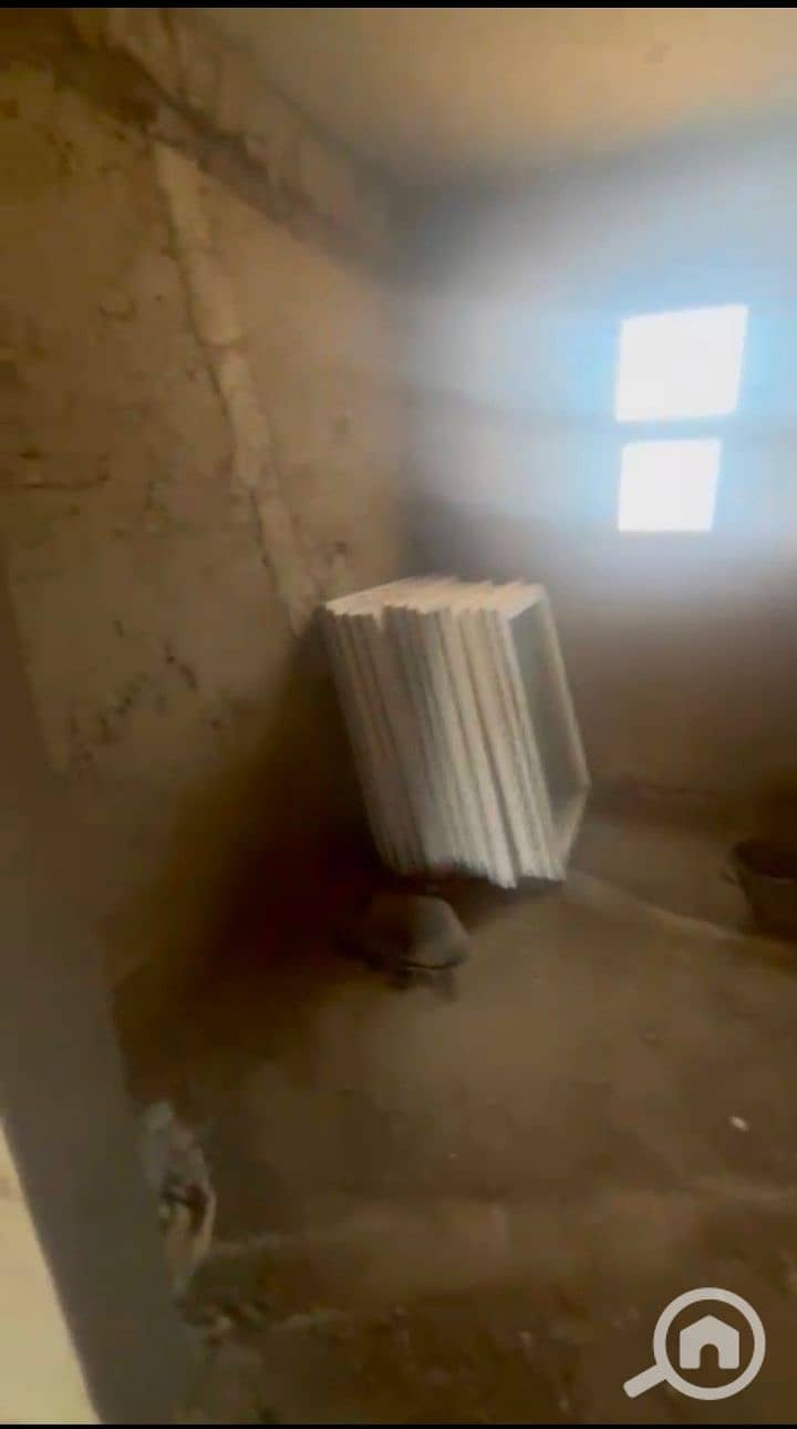 9 1000282547. jpg
