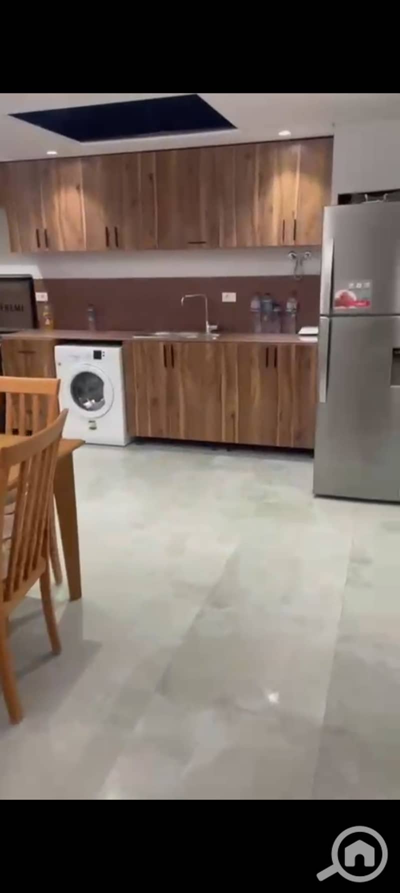 3 1000346658. jpg