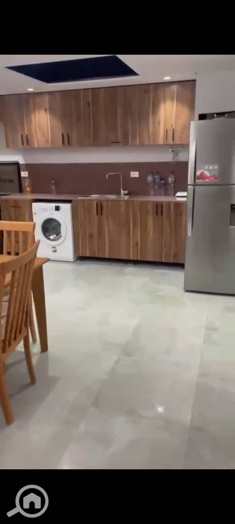 7 1000346658. jpg