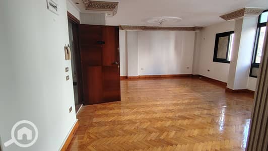 مکتب  للايجار في سموحة، الإسكندرية - 1000711745. jpg