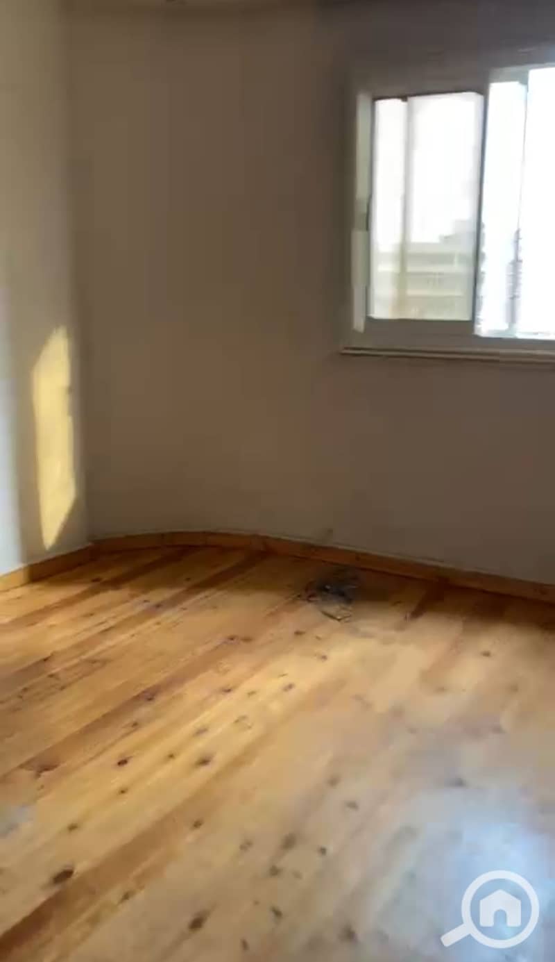 5 1000751323. jpg