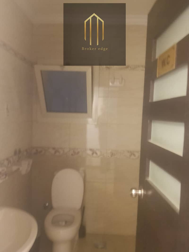3 1000739721. jpg