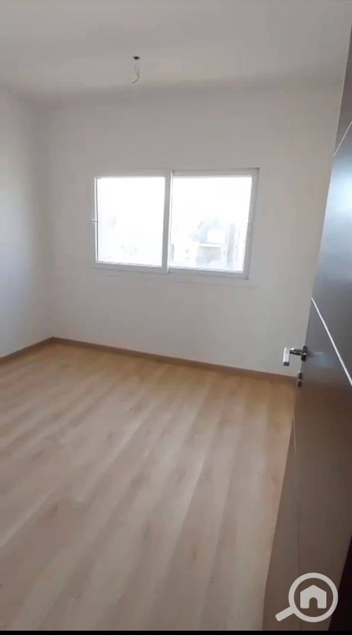 6 1000282701. jpg