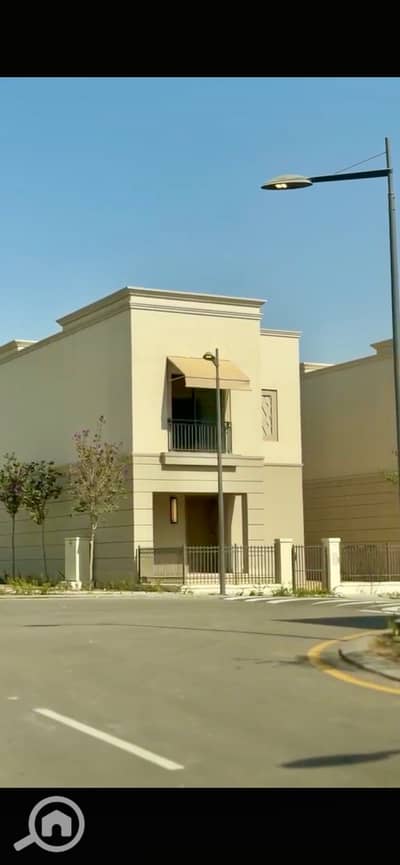 3 Bedroom Villa for Sale in Sheikh Zayed, Giza - IMG_8688. jpg 3 Bedroom Villa for Sale in Sheikh Zayed, Giza - IMG_8688. jpg