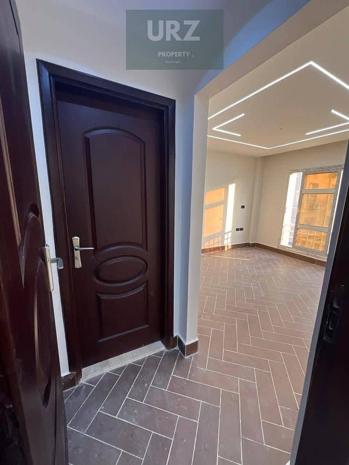 8 585160324_1892275295502613_4281942455987260938_n. jpg