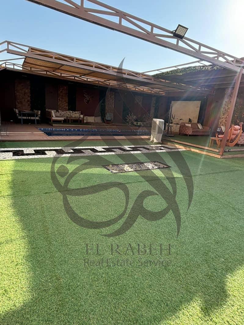 22 e92427b0-47fb-4d68-84cc-438b3737e9b6. jpg