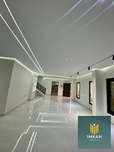 4 Bedroom Villa for Sale in New Cairo, Cairo - 800781057_122251343114495737_2373604602489662906_n. jpg 4 Bedroom Villa for Sale in New Cairo, Cairo - 800781057_122251343114495737_2373604602489662906_n. jpg