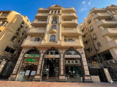 3 Bedroom Flat for Rent in 6th of October, Giza - شقة مفروشه للايجار التر سوبر لوكس