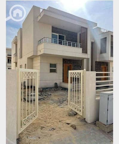 توين هاوس 4 غرف نوم للبيع في مدينة الشروق، القاهرة - 13fe7a63-b10f-4b2c-91fa-e1b8d832a311. jpg