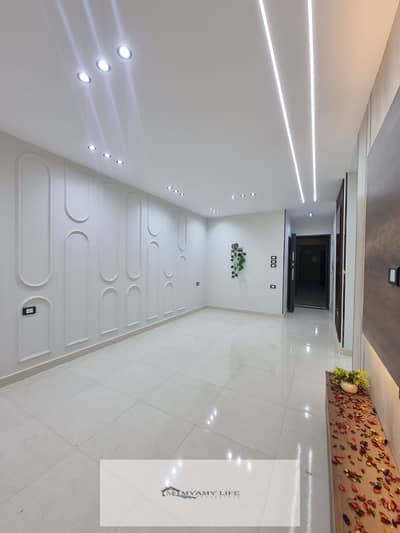 2 Bedroom Flat for Sale in Hadayek al-Ahram, Giza - WhatsApp Image 2026-09-23 at 10.40. 44 AM (3). jpeg 2 Bedroom Flat for Sale in Hadayek al-Ahram, Giza - WhatsApp Image 2026-09-23 at 10.40. 44 AM (3). jpeg