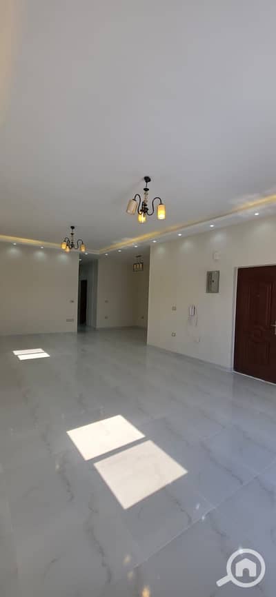 فلیٹ 3 غرف نوم للايجار في القاهرة الجديدة، القاهرة - IMG-20260923-WA0015. jpg فلیٹ 3 غرف نوم للايجار في القاهرة الجديدة، القاهرة - IMG-20260923-WA0015. jpg