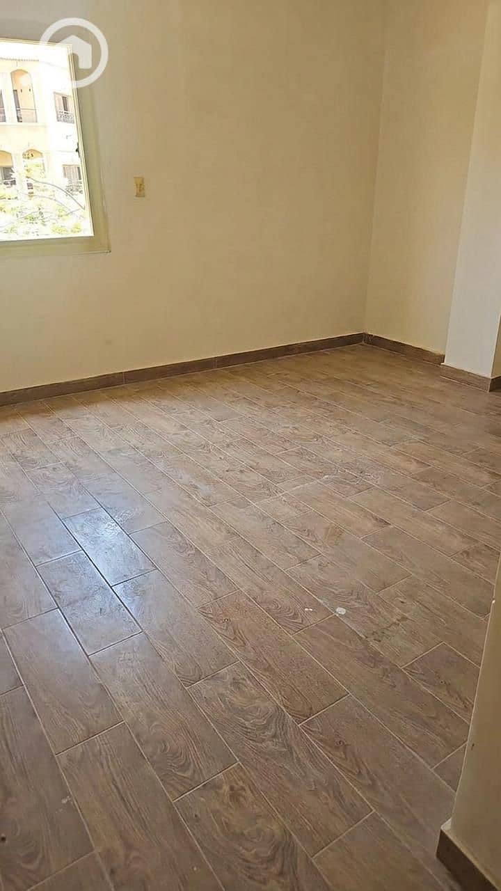 2 821134. jpg