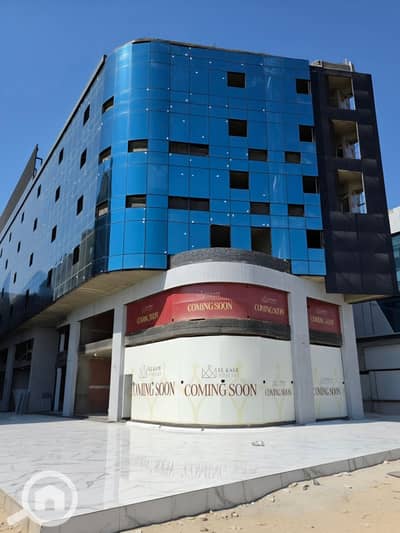Retail for Sale in Sheikh Zayed, Giza - ٢٠٢٦٠٩٠٣_١٥٢٣٠٧(1). jpg