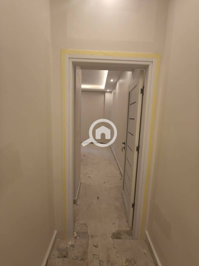 6 1000208585. jpg