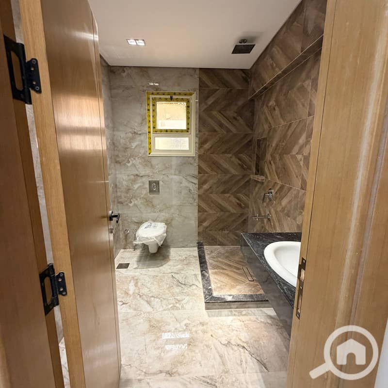 11 9aa4b236-19d1-4bd4-823a-230d18543874. jpg