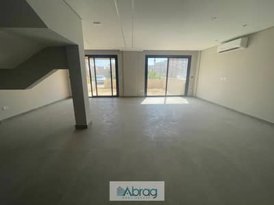 دوبلكس 3 غرف نوم للايجار في الشيخ زايد، الجيزة - WhatsApp Image 2026-09-23 at 5.50. 10 PM. jpeg دوبلكس 3 غرف نوم للايجار في الشيخ زايد، الجيزة - WhatsApp Image 2026-09-23 at 5.50. 10 PM. jpeg