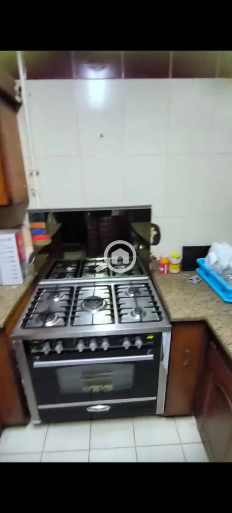 8 1000896217. jpg